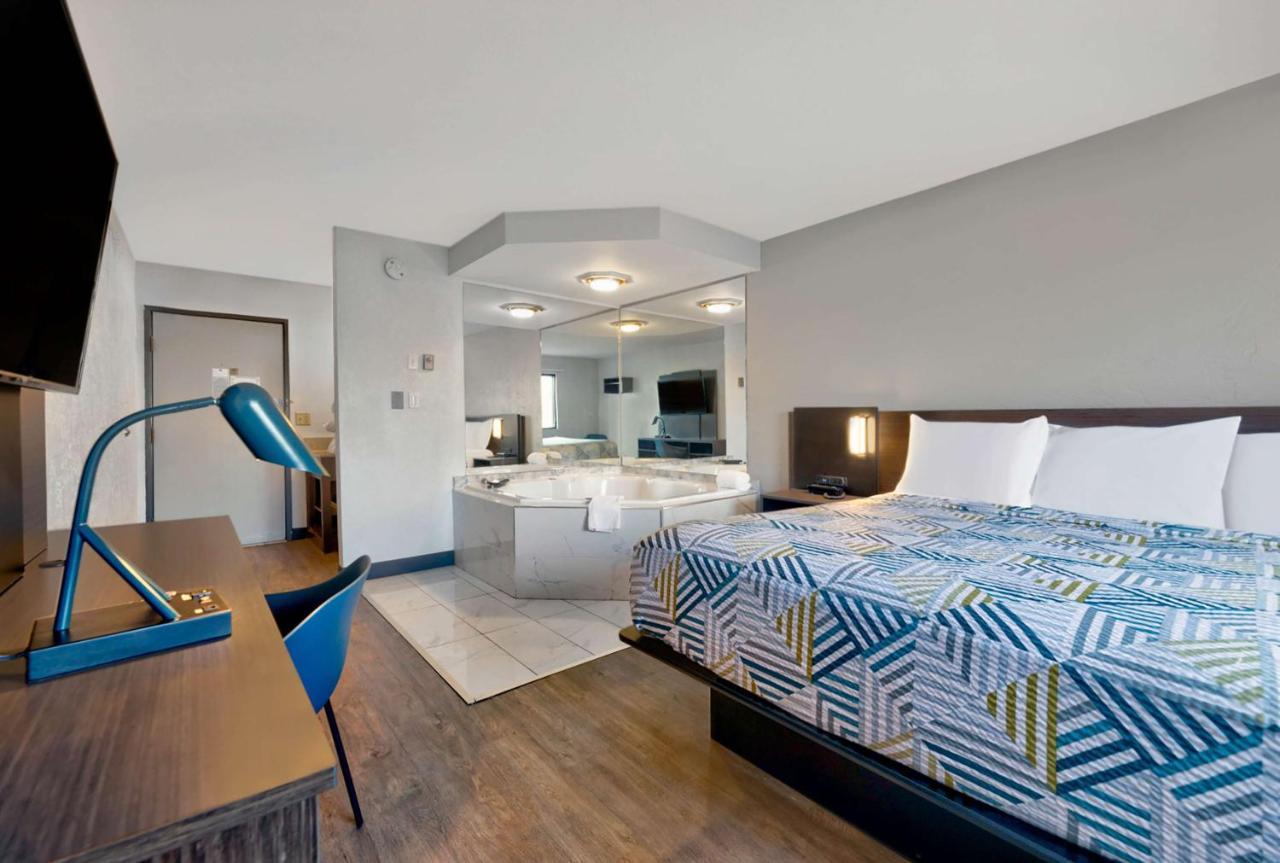 Motel 6-Oak Creek, Wi Εξωτερικό φωτογραφία