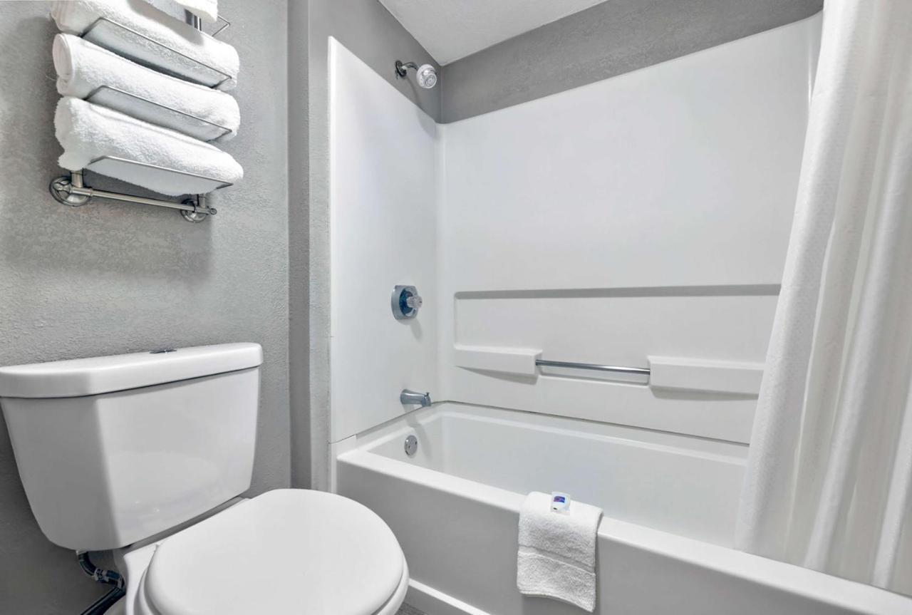 Motel 6-Oak Creek, Wi Εξωτερικό φωτογραφία