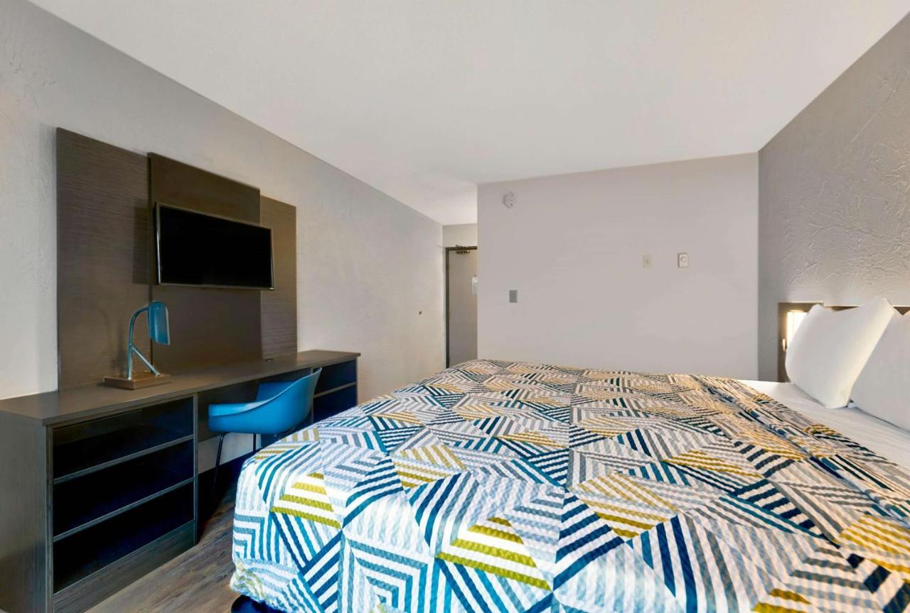 Motel 6-Oak Creek, Wi Εξωτερικό φωτογραφία