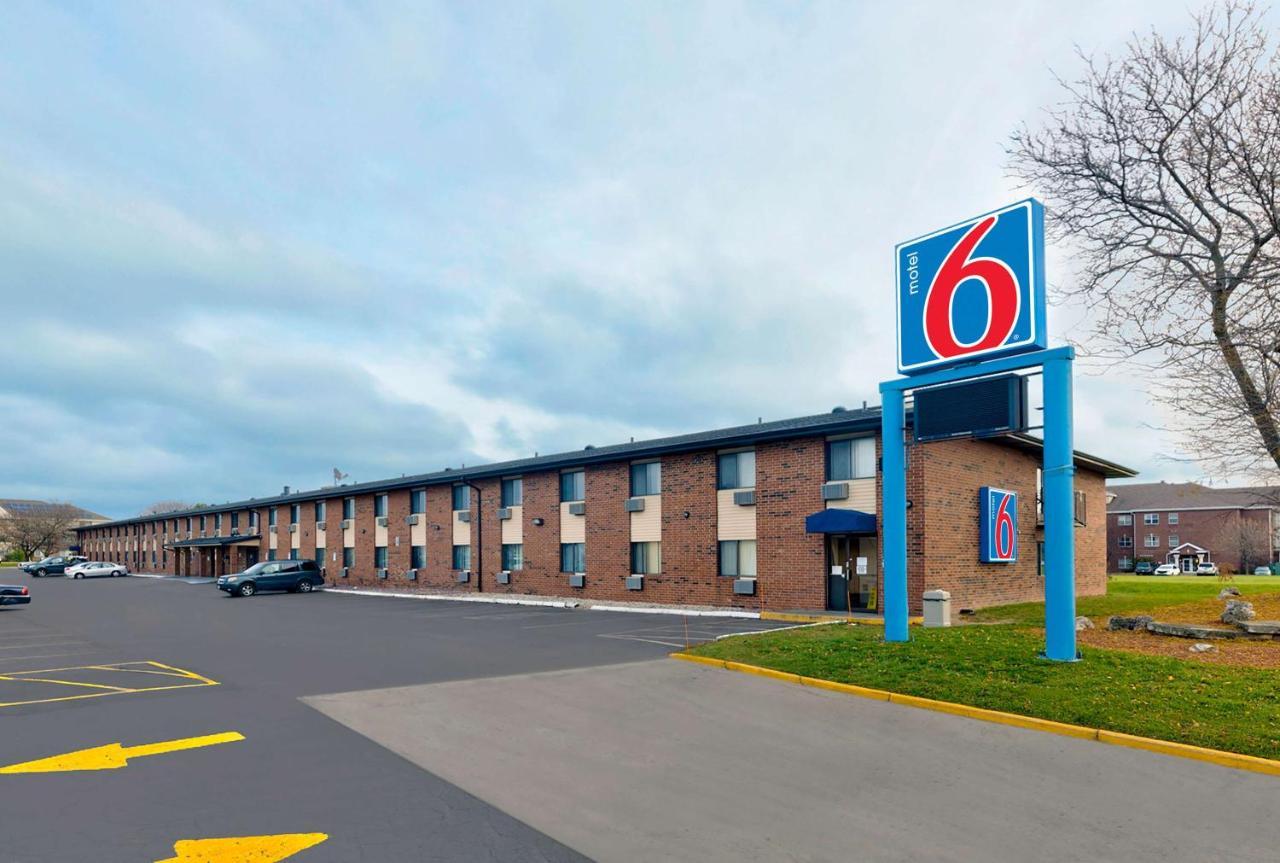 Motel 6-Oak Creek, Wi Εξωτερικό φωτογραφία